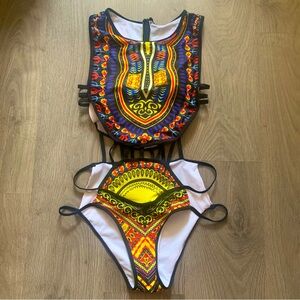 One Piece Bathing Swim Suit Women’s Size L Multicolour Print Straps Back Zip